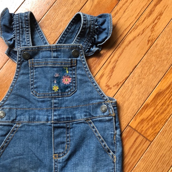 Osh Kosh B’gosh overalls 9m